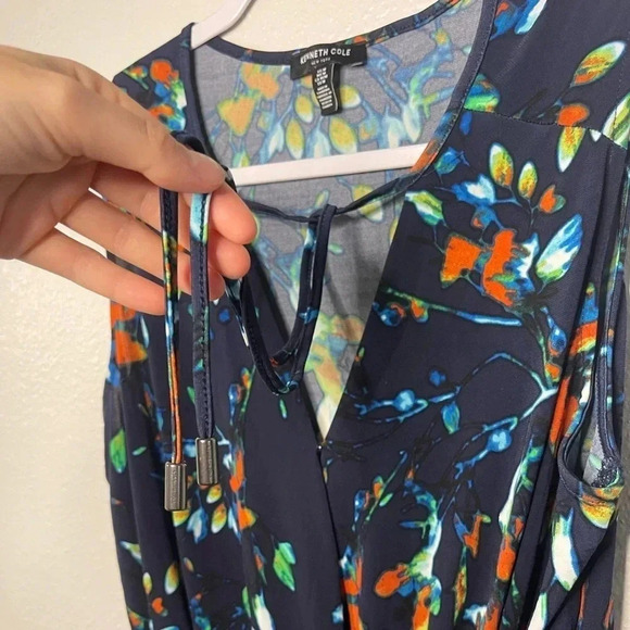 Kenneth Cole New York Tank - Picture 2 of 6